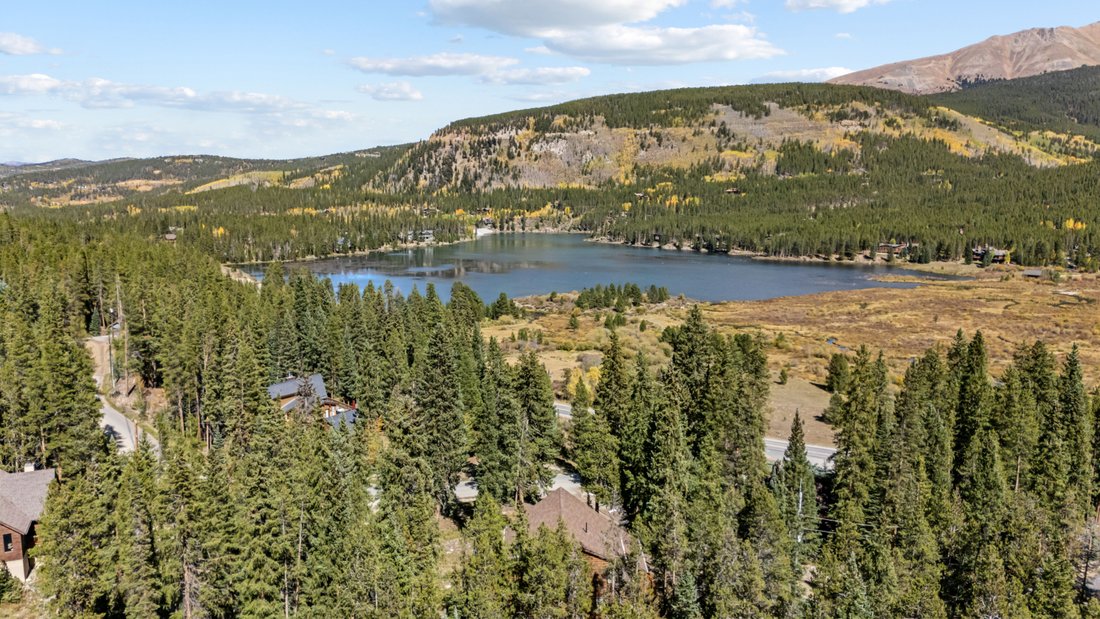 Breckenridge, Colorado, United States 2 - 18974396