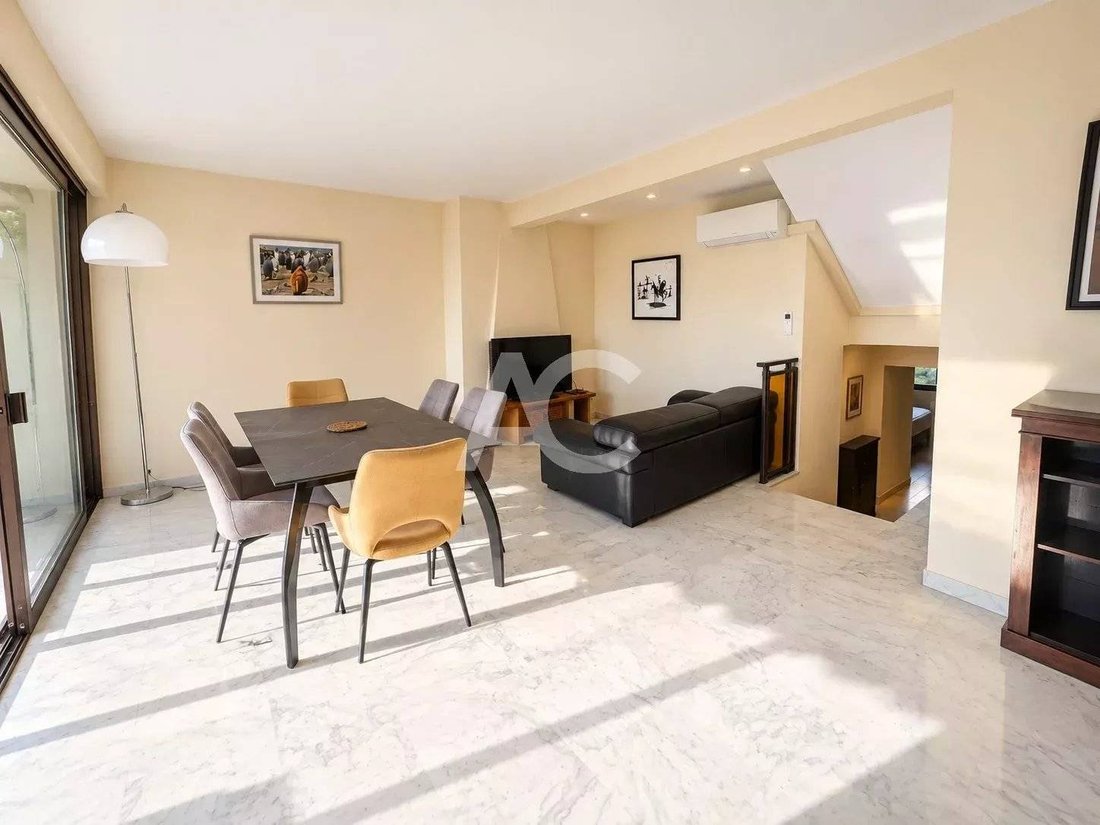 Apartment in Antibes, Provence-Alpes-Côte d'Azur, France 4 - 18970660