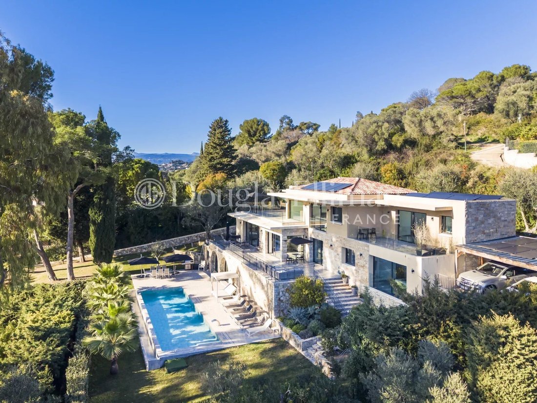 Villa in Mougins, Provence-Alpes-Côte d'Azur, France 2 - 17254582