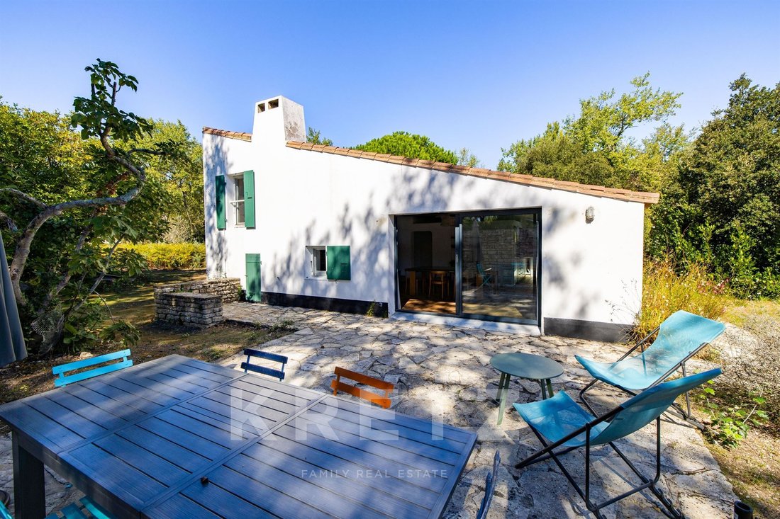 House in Les Portes-en-Ré, Nouvelle-Aquitaine, France 2 - 18978042