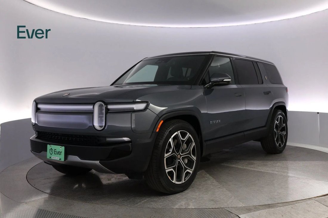 Suv in San Francisco, CA, United States 2 - 18972439