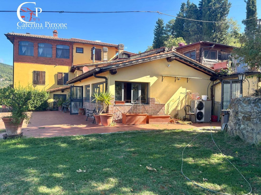 Villa in Castelfranco Piandisco, Tuscany, Italy 2 - 18972573