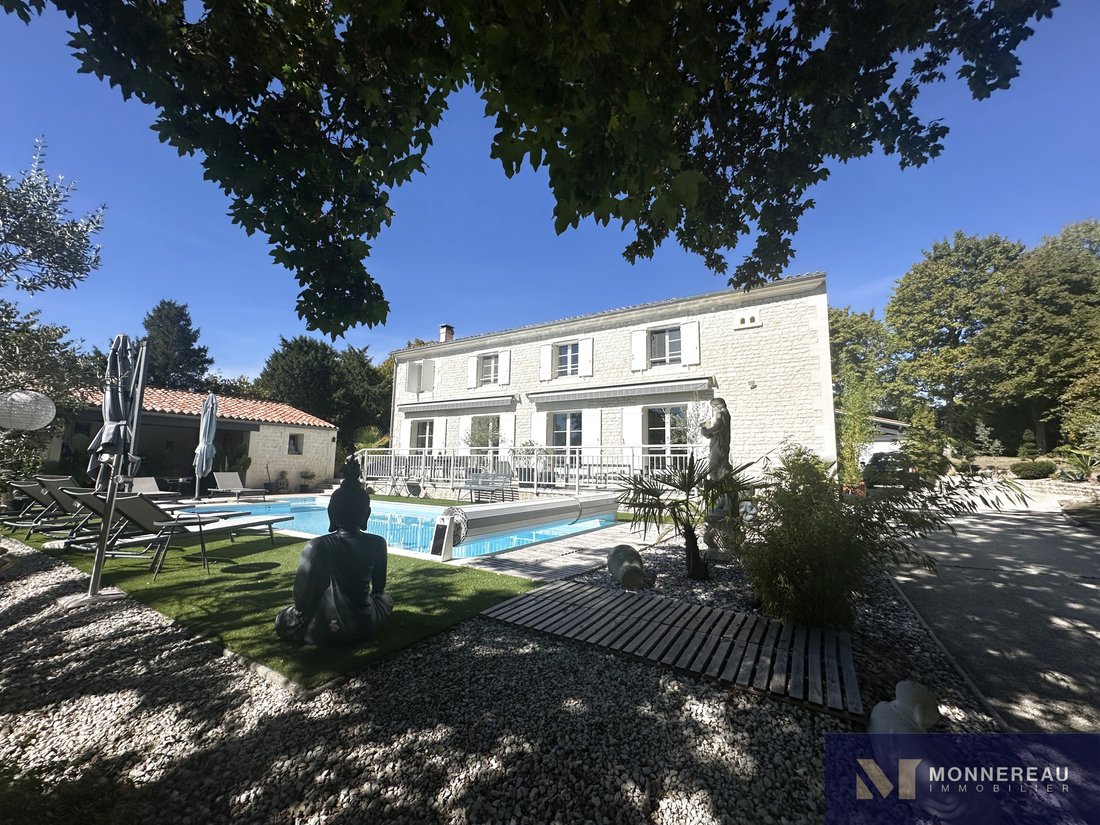 House in Centre, Saintes, France 2 - 18970768
