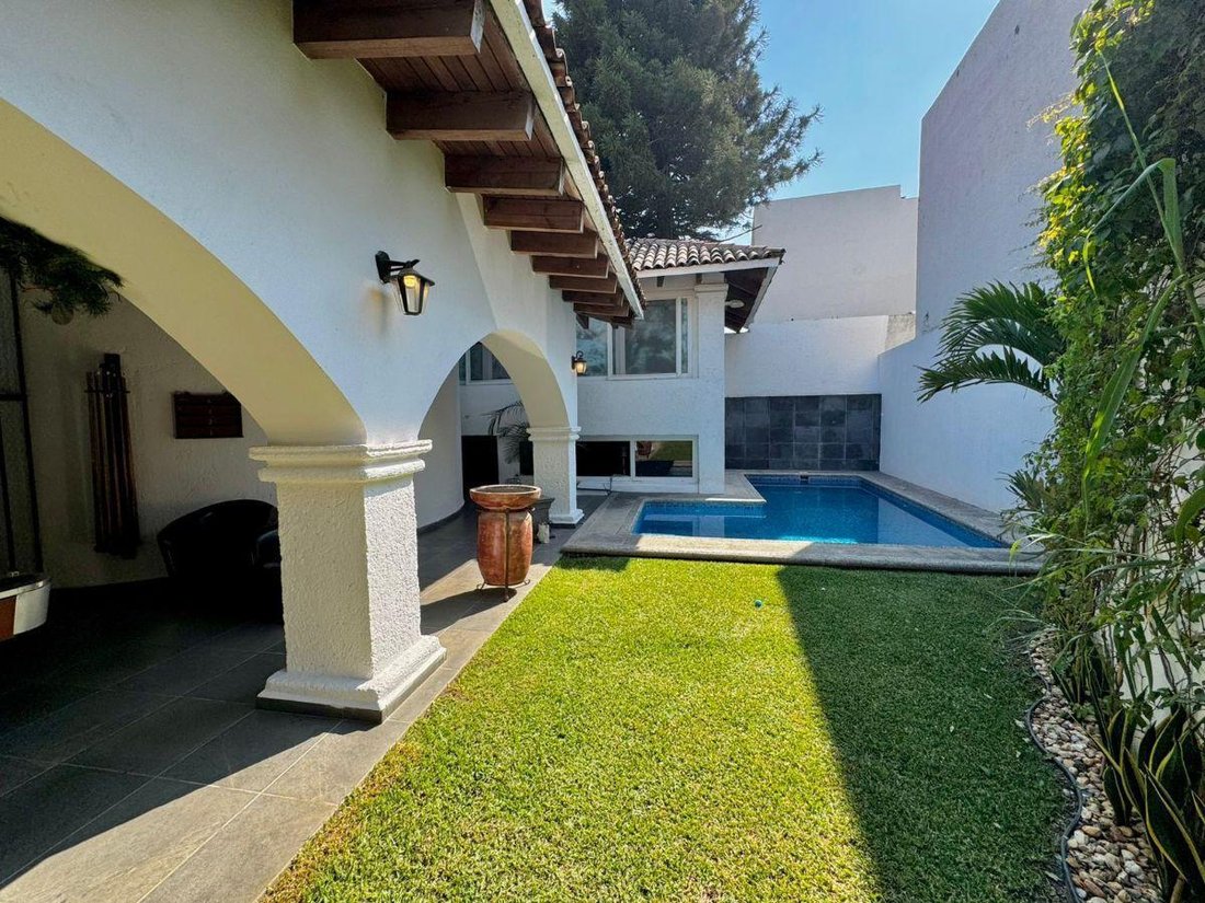 House in Cuernavaca, Morelos, Mexico 2 - 18966399