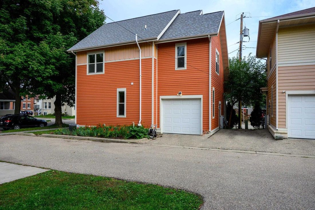 House in Madison, Wisconsin, United States 4 - 18964667