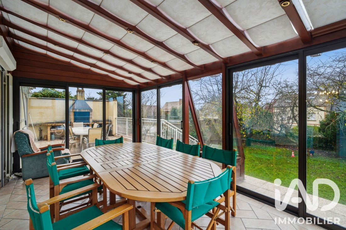 House in Vitry-sur-Seine, Ile-de-France, France 4 - 18979980