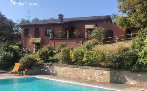 Villa in Terra del Sole, Emilia-Romagna, Italy 1