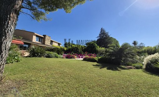 Villa in Montfavet Pericentre, Avignon, France 1