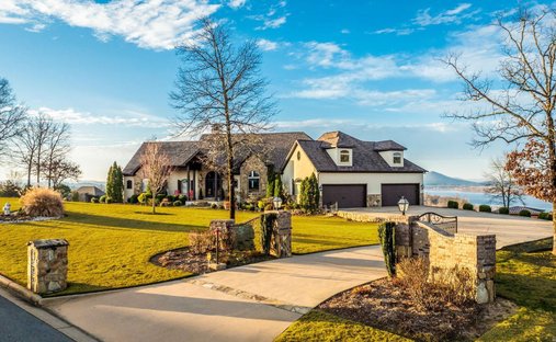 House in Maumelle, Arkansas, United States 1