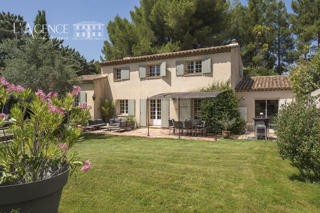 House in Le Tholonet, Provence-Alpes-Côte d'Azur, France 2 - 18973044