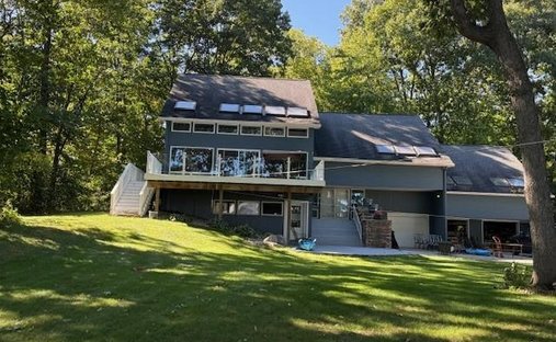 House in Wixom, Michigan, United States 1