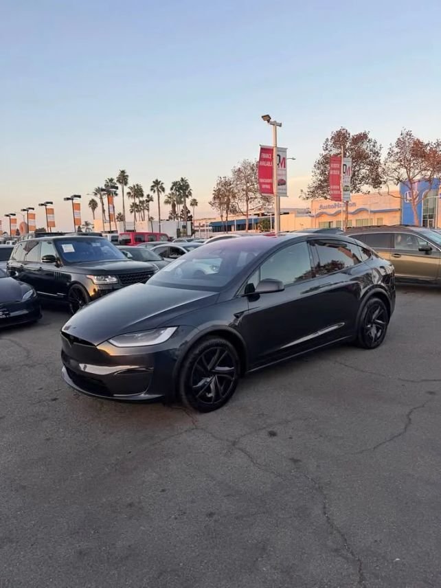 Suv in Costa Mesa, CA, United States 2 - 18972078