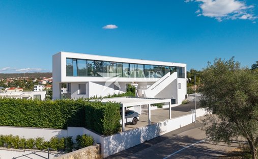 House in Malinska, Primorje-Gorski Kotar County, Croatia 1