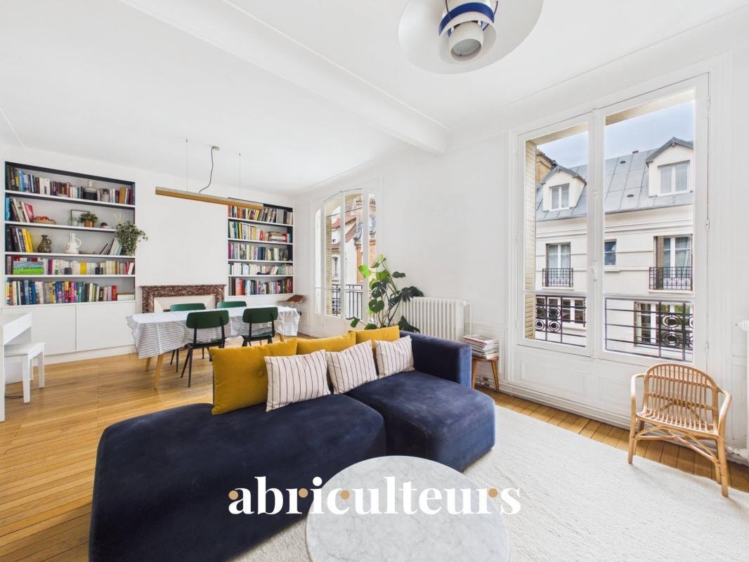 Apartment in La Pelouse, Saint-Mande, France 1 - 18979437