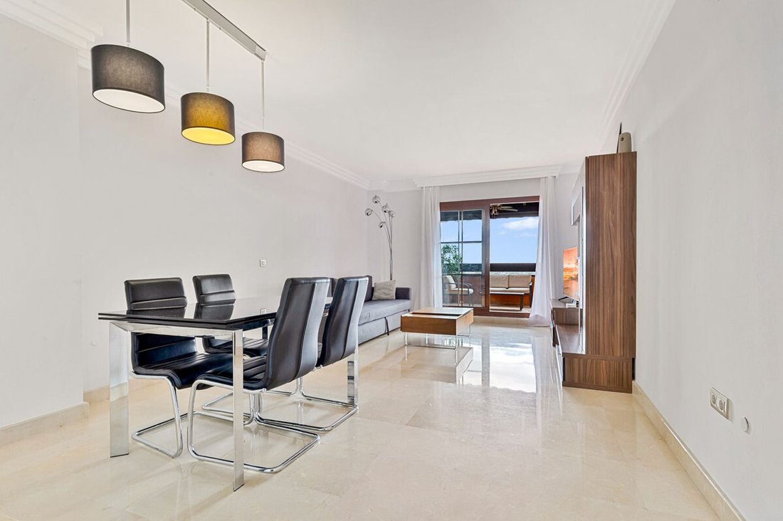 Apartment in Benahavis, Andalusia, Spain 4 - 18981462