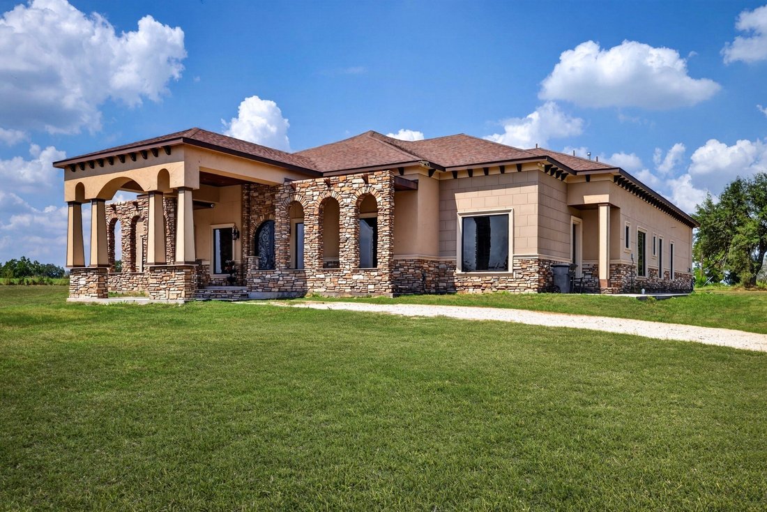 Farm Ranch in Fulshear, Texas, United States 1 - 18978507