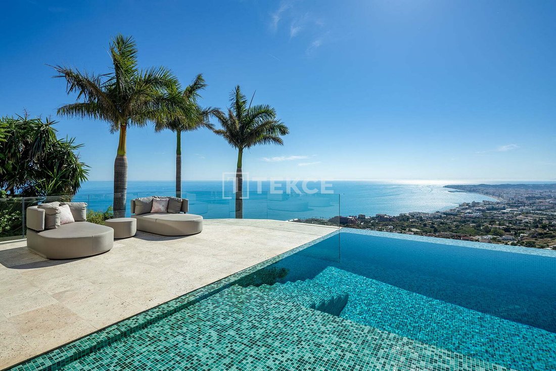 Villa in Benalmadena, Andalusia, Spain 3 - 18969233
