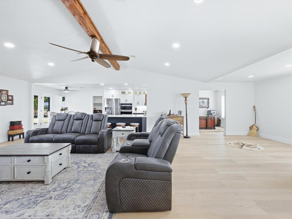 Farm Ranch in Bowie, Texas, United States 5 - 18970355