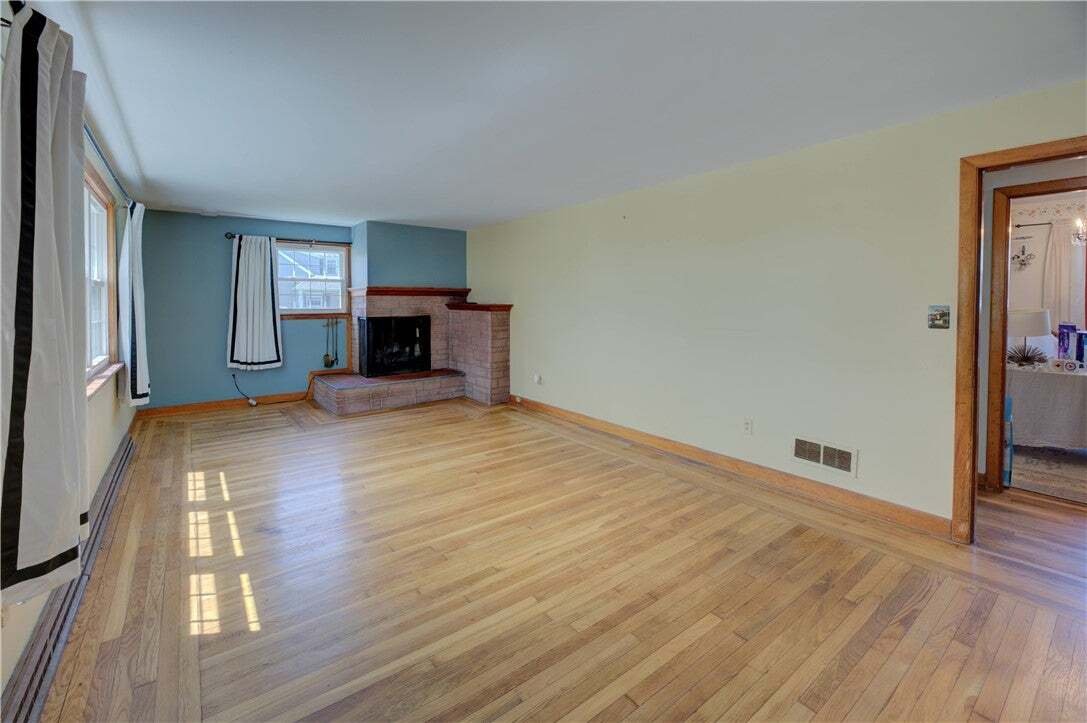 House in Middletown, Rhode Island, United States 5 - 18978997
