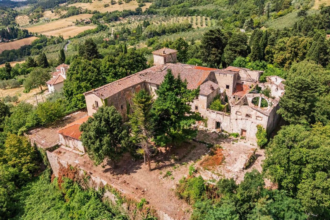 Estate in Monte Morello-Cercina, Municipality of Sesto Fiorentino, Tuscany 5 - 18971267