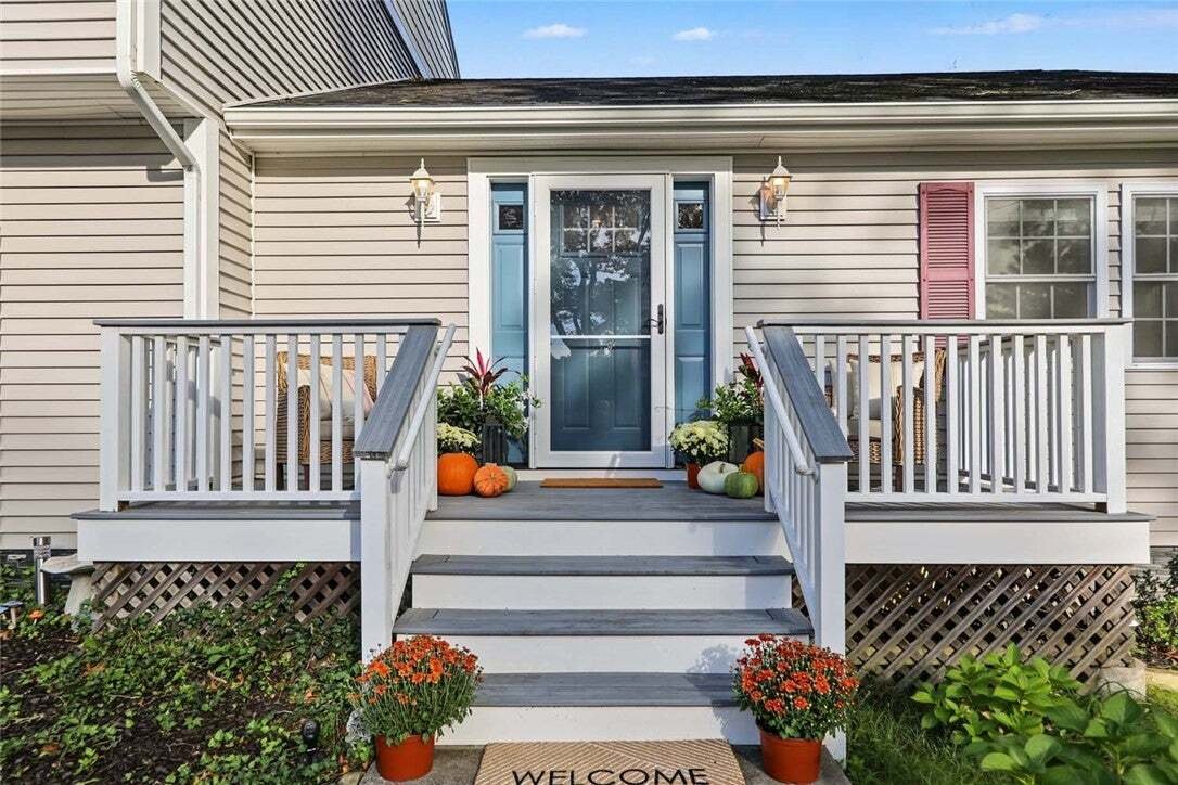 House in South Kingstown, Rhode Island, United States 2 - 18969424