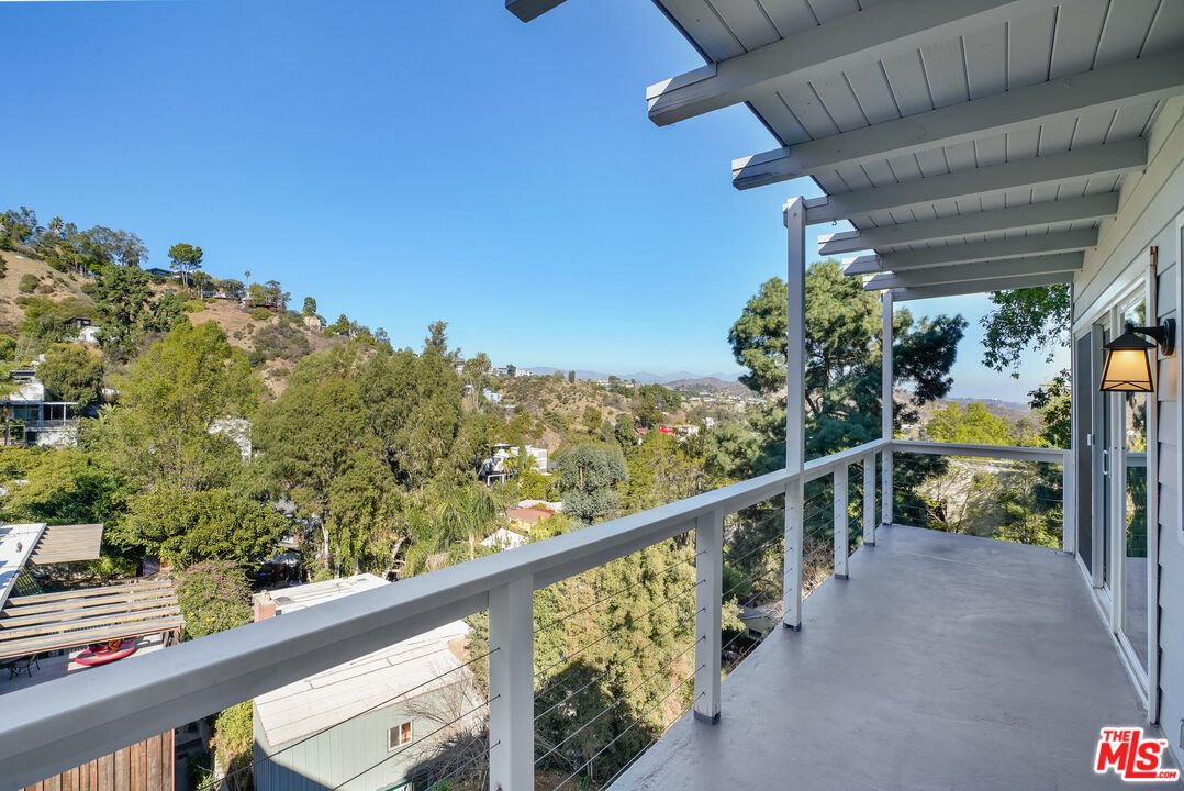 Los Angeles, California, United States 1 - 18977861