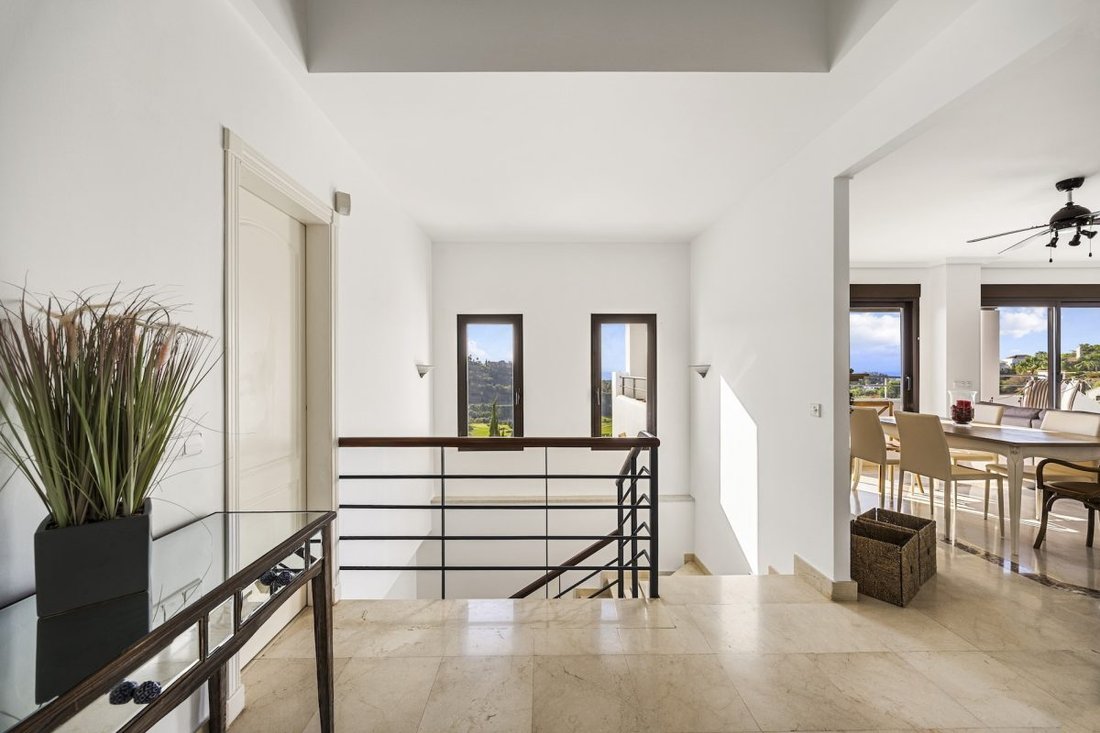 Villa in Benahavis, Andalusia, Spain 3 - 18973488