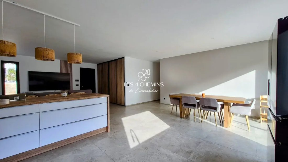 Villa in Rousset, Provence-Alpes-Côte d'Azur, France 2 - 18966038