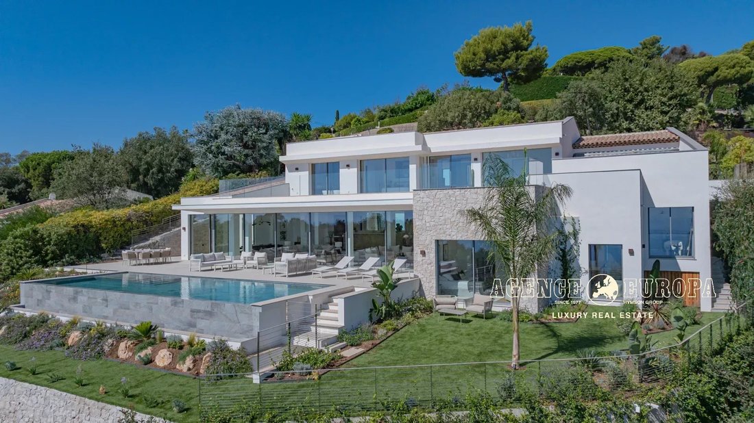 Villa in Cannes, Provence-Alpes-Côte d'Azur, France 2 - 18970211