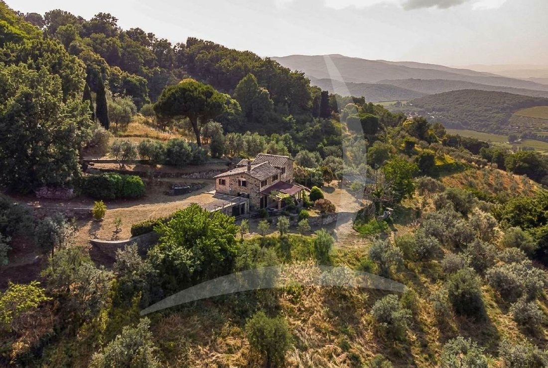 Country House in Montalcino, Tuscany, Italy 2 - 18970913