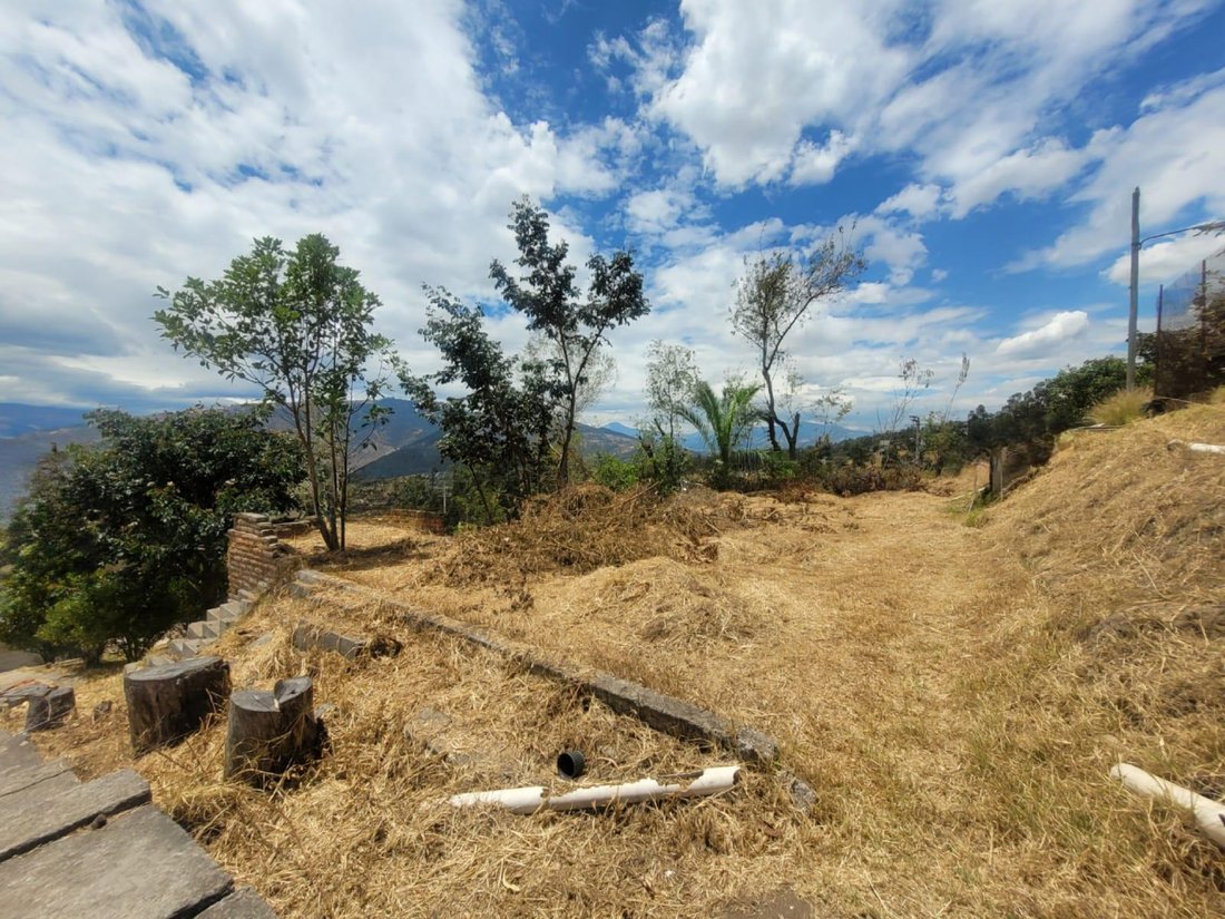 Land in Quito, Pichincha, Ecuador 3 - 18968305