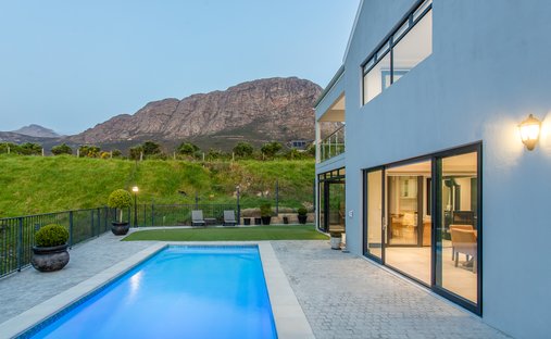 Country House in Franschhoek, Western Cape, South Africa 1