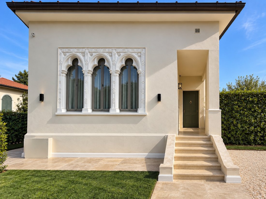 House in Pietrasanta, Tuscany, Italy 2 - 18968888