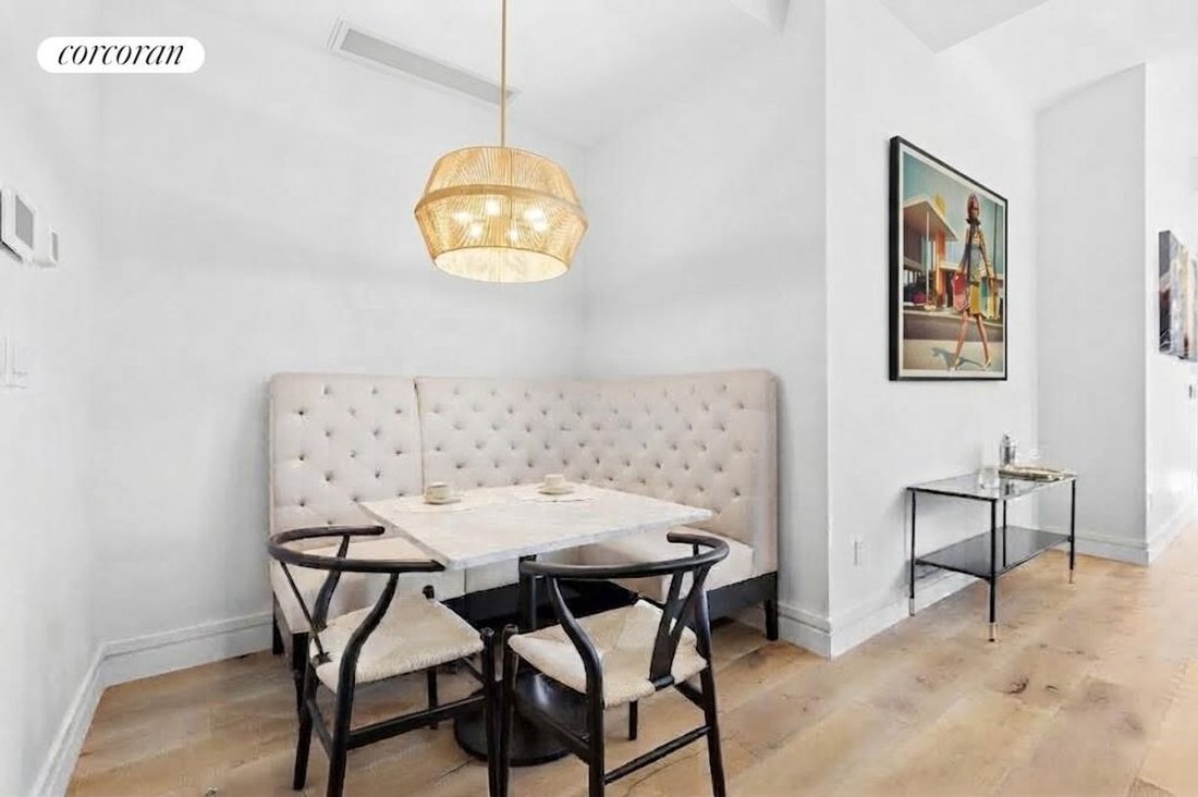 Condo in New York, New York, United States 4 - 18978048