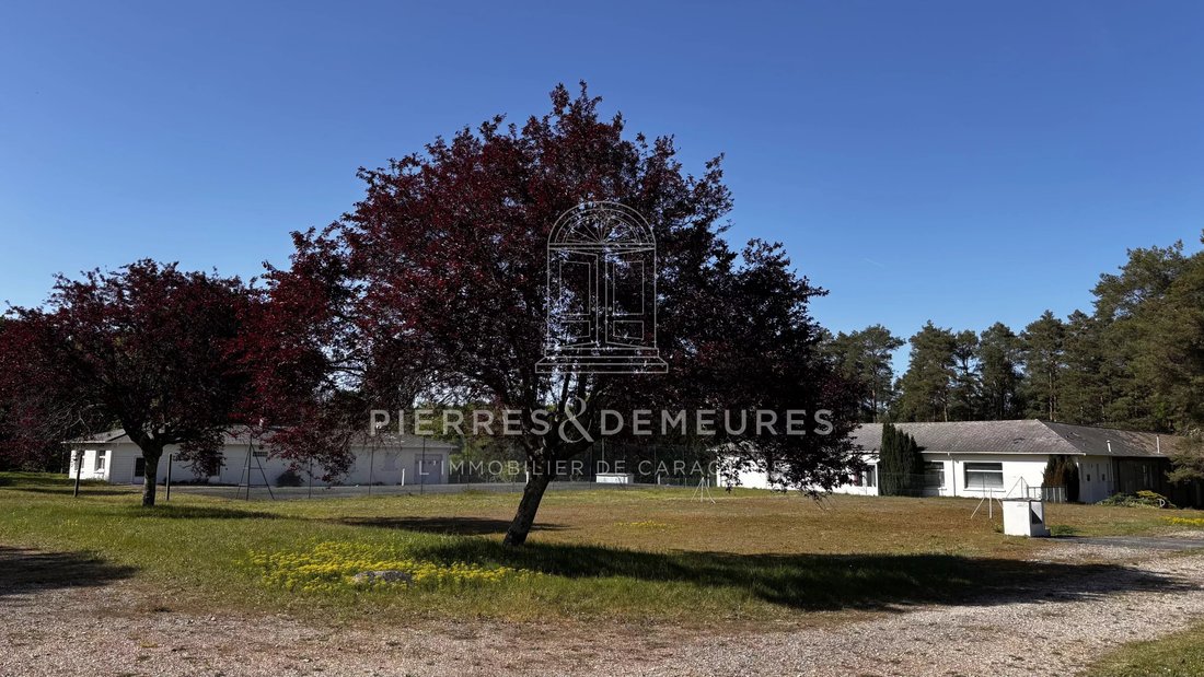 Estate in Velles, Centre-Val de Loire, France 1 - 18965021
