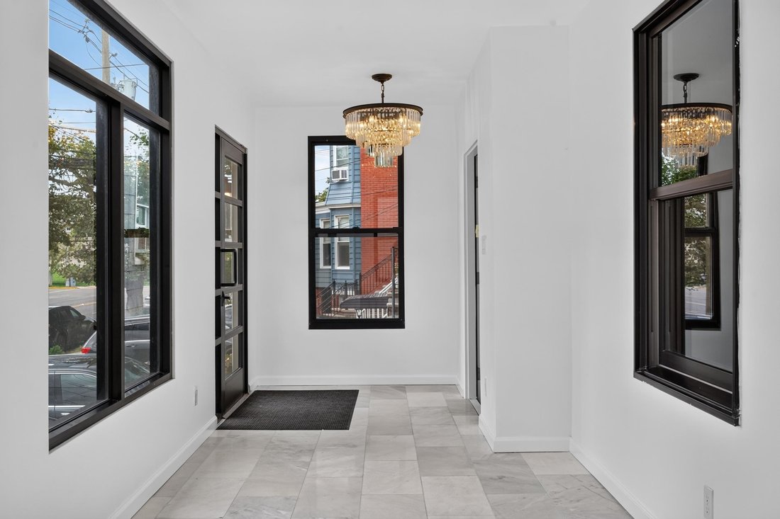 House in Bayonne, New Jersey, United States 2 - 18969761