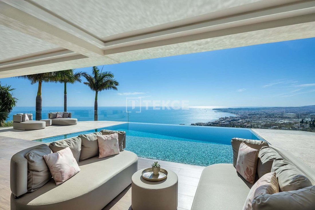 Villa in Benalmadena, Andalusia, Spain 1 - 18969233