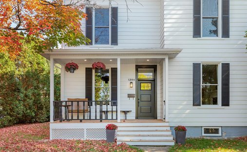 House in Richelieu, Quebec, Canada 1