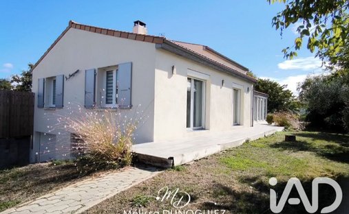 House in Villedoux, Nouvelle-Aquitaine, France 1