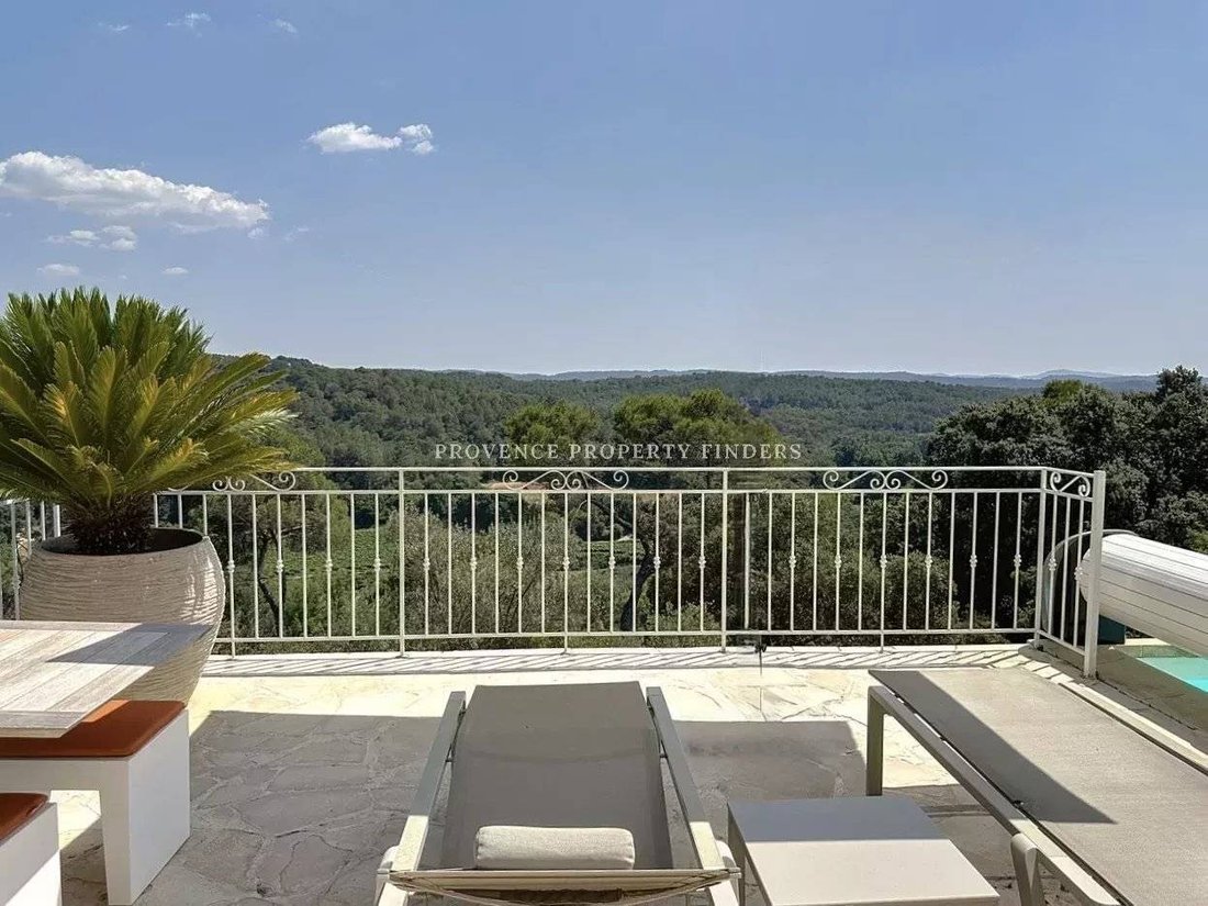House in Entrecasteaux, Provence-Alpes-Côte d'Azur, France 4 - 16913227