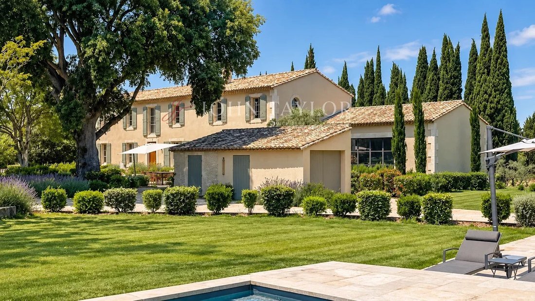 Country House in Saint-Rémy-de-Provence, Provence-Alpes-Côte d'Azur, France 2 - 18980706