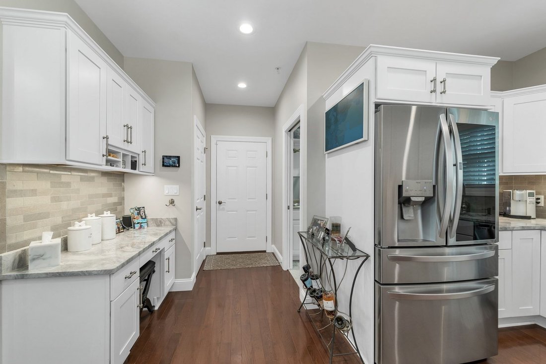 Condo in Bedford, New Hampshire, United States 5 - 18912179