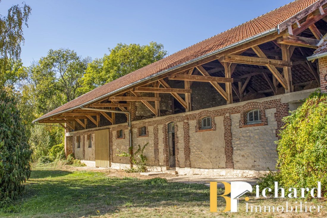 Estate in Goudelancourt-lès-Berrieux, Hauts-de-France, France 2 - 18965159