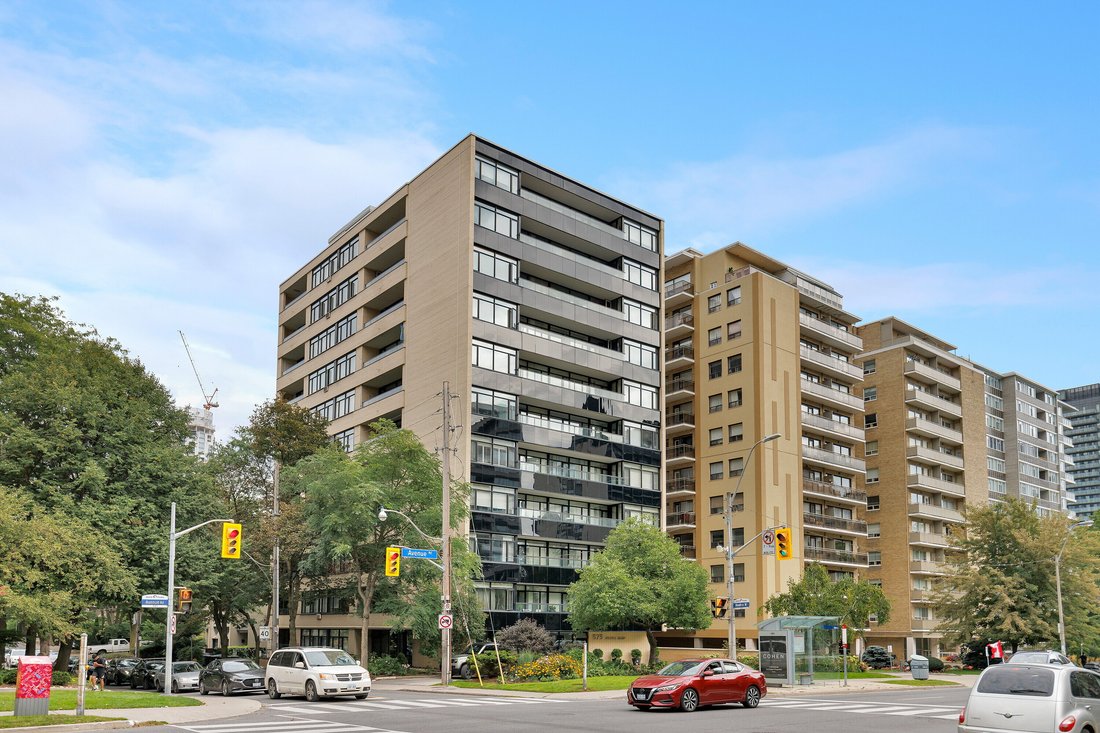 Condo in Toronto, Ontario, Canada 2 - 18974400