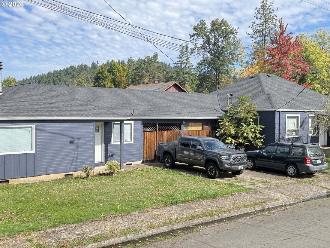 House in Eugene, Oregon, United States 1 - 18981130