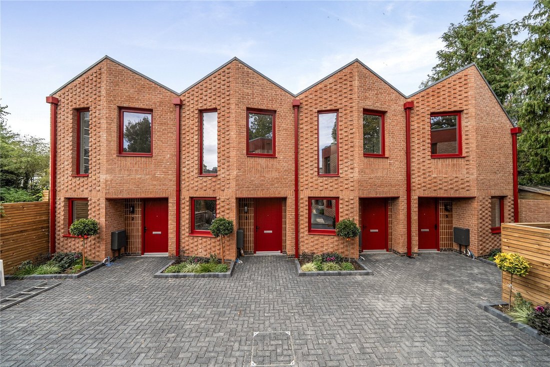 House in Barnet, England 1 - 18968855