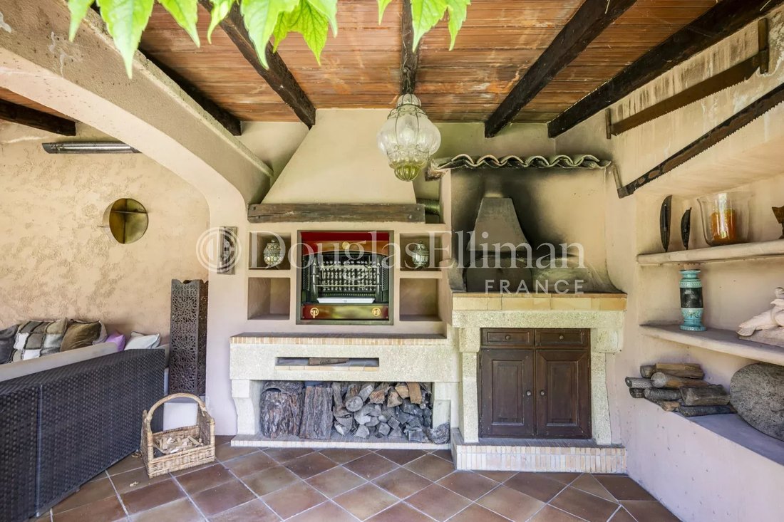 House in Grasse, Provence-Alpes-Côte d'Azur, France 4 - 16052974