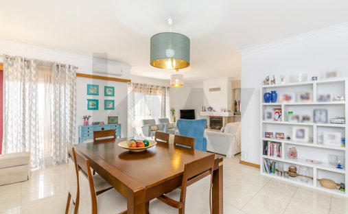 Apartment in Oeiras e Sao Juliao da Barra, Paco de Arcos e Caxias, Lisbon, Portugal 1
