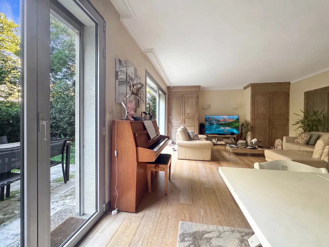 Apartment in La Plaine des Sablons, Neuilly-sur-Seine, France 4 - 18967647