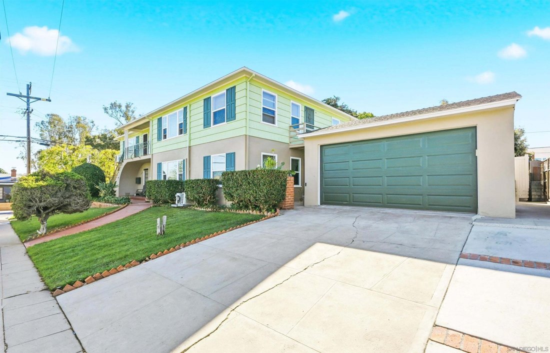 San Diego, California, United States 2 - 18973557